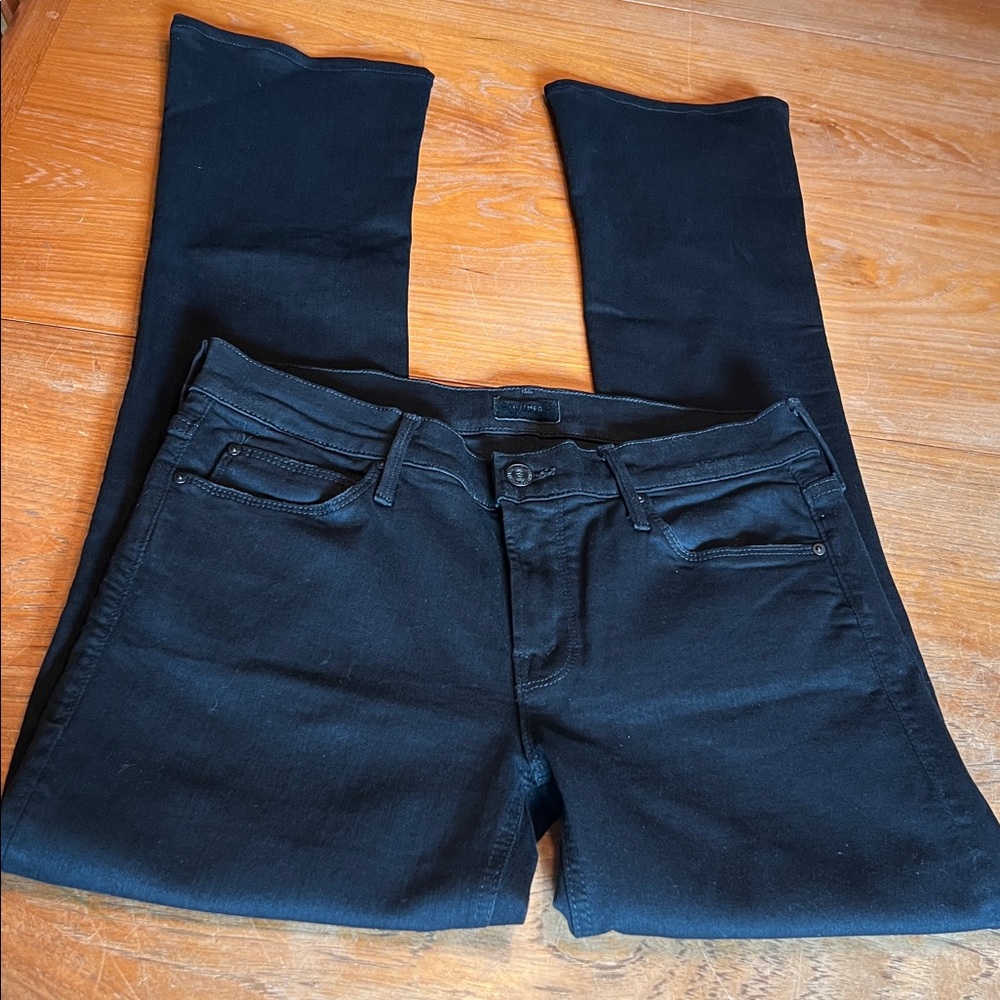 EUC Mother Jeans The Runaway